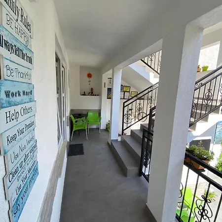 Sweet Apartment Near Old Town Mostar Exterior photo