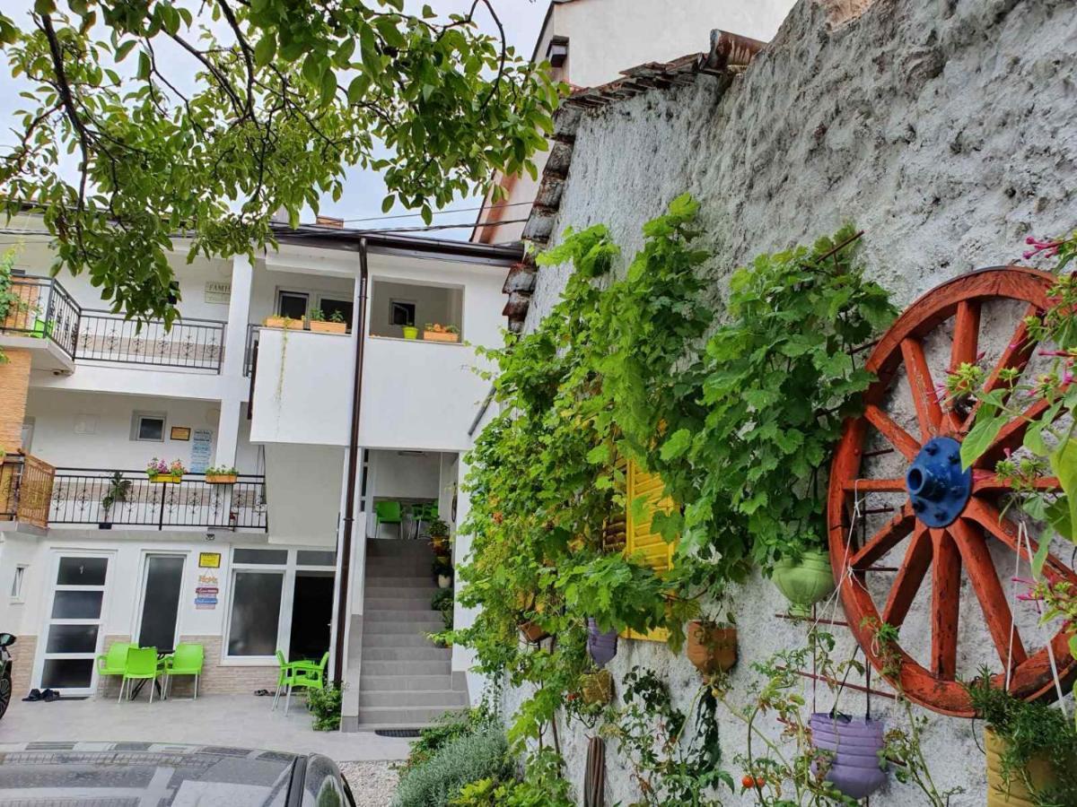 Apartment Sweet Near Old Town